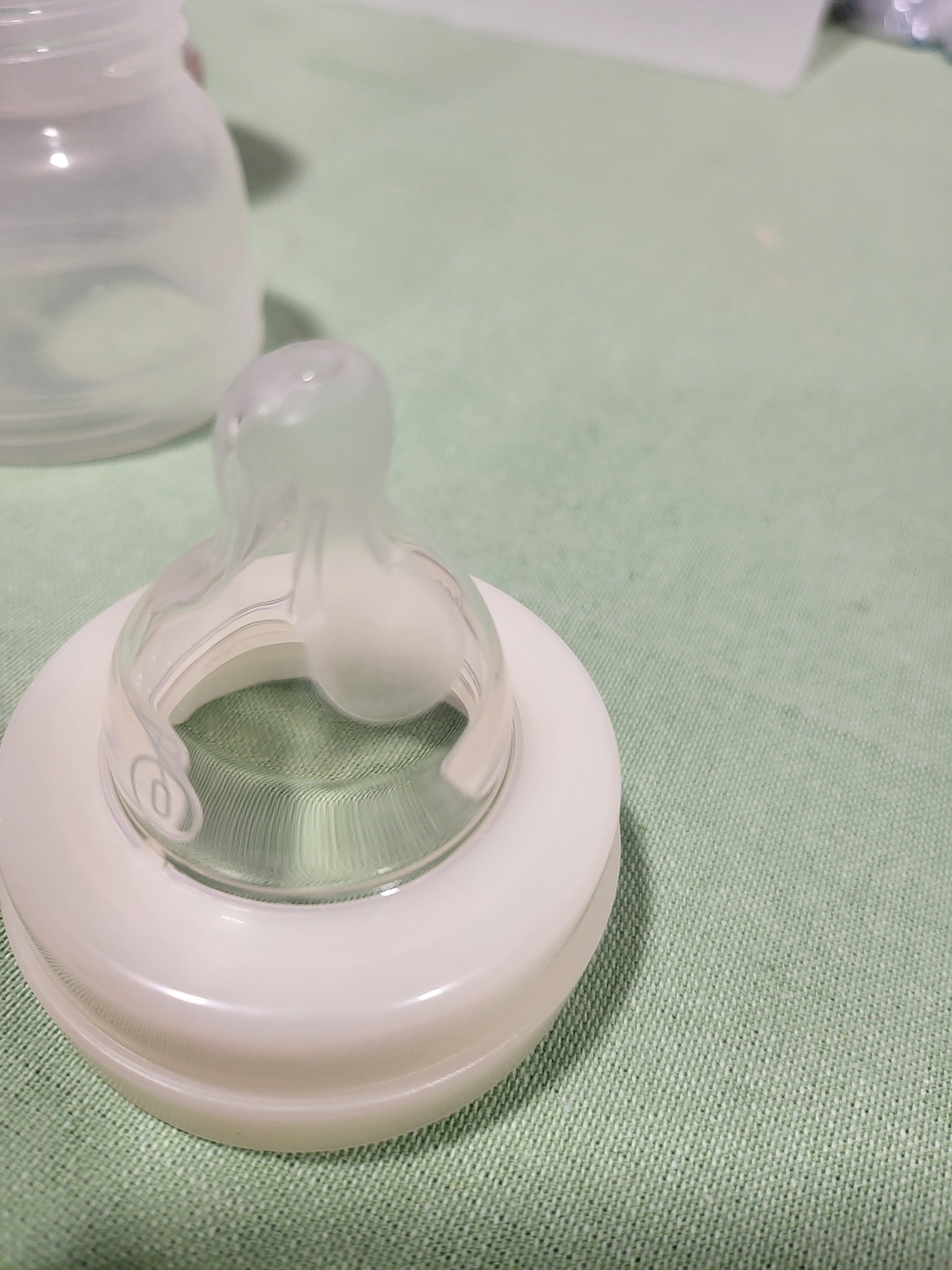 MAM Baby Bottle 130ml - Beige/White (Set of 3) Nipples Size 0 - Picture 3 of 4